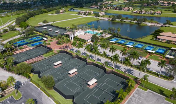 Tesoro Club - Clubhouse Aerial 2