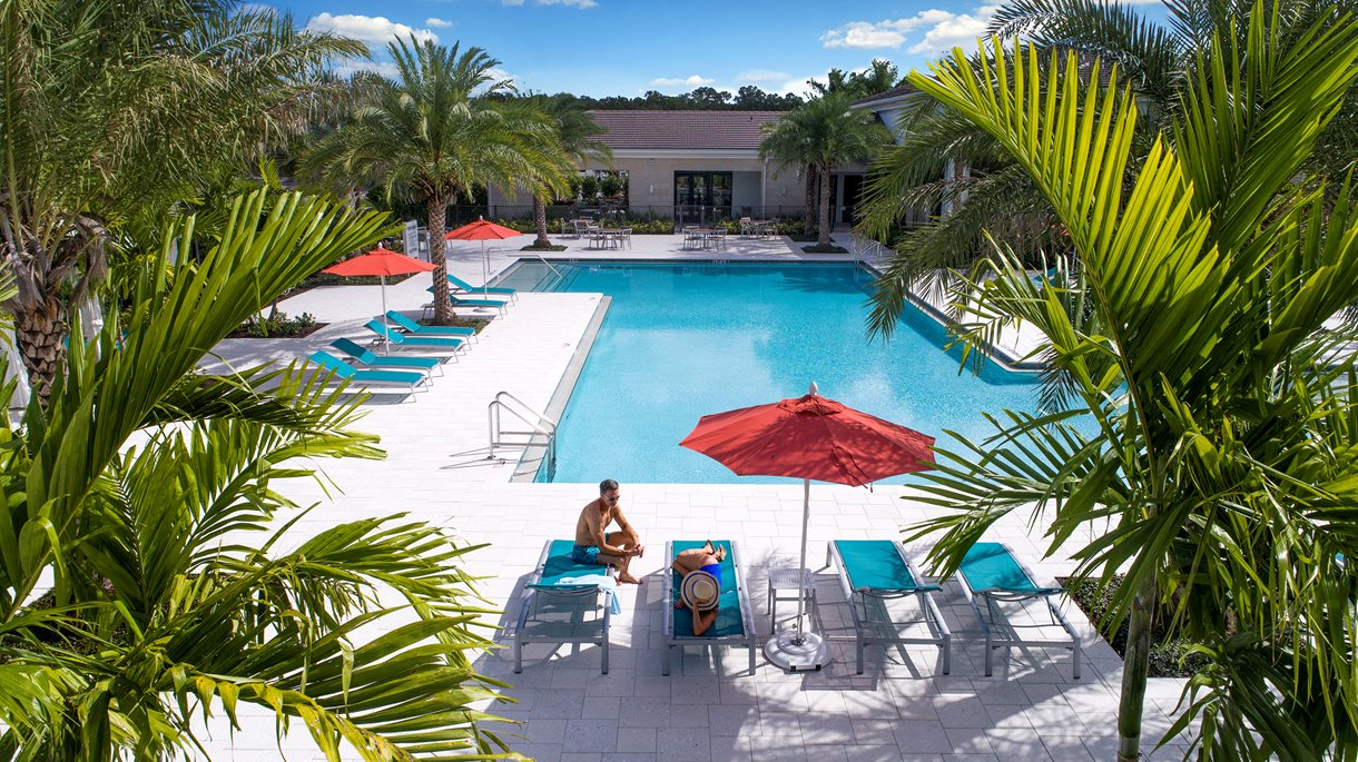 Artistry Palm Beach - Club Pool