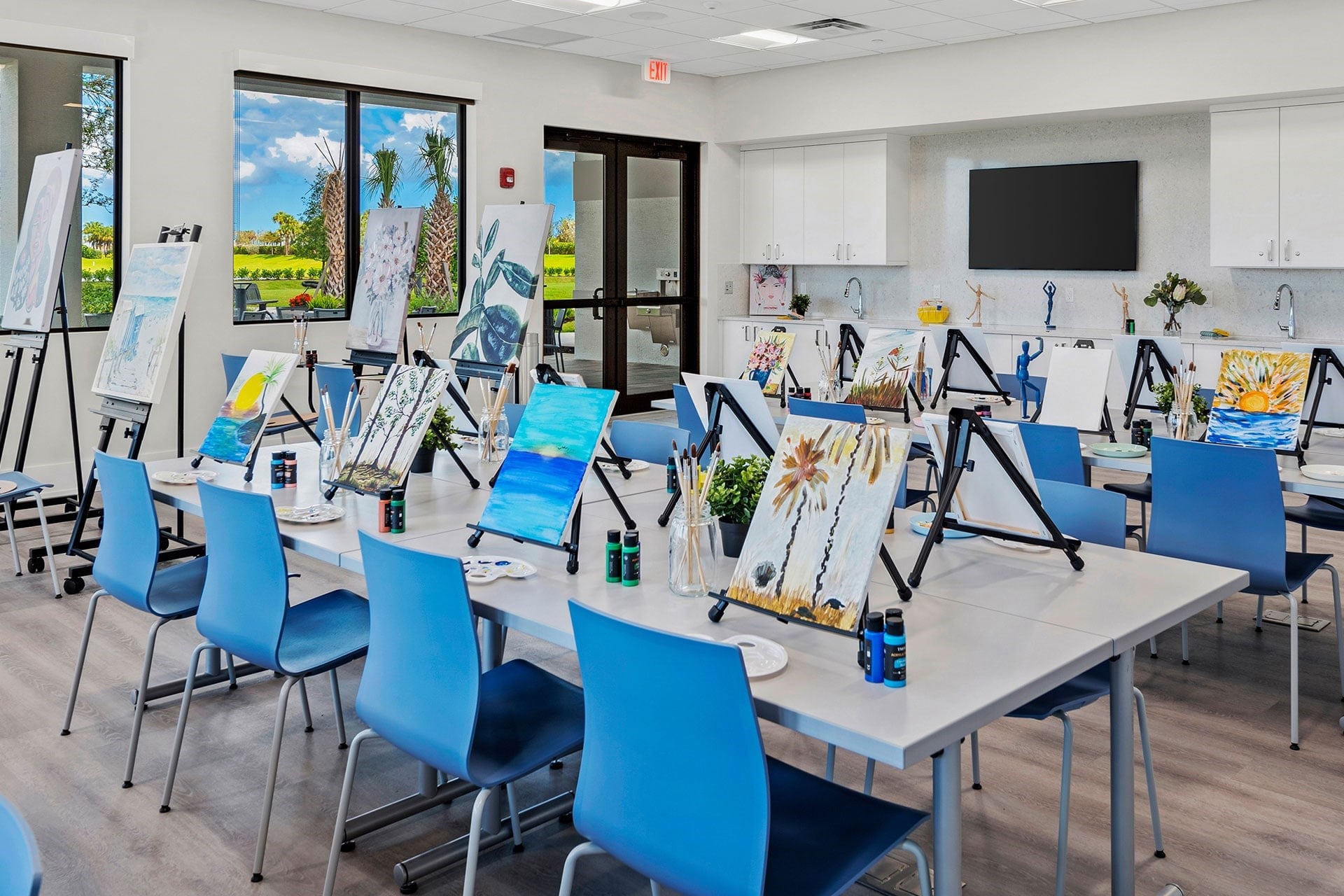 Valencia Vista at Riverland - Art Studios