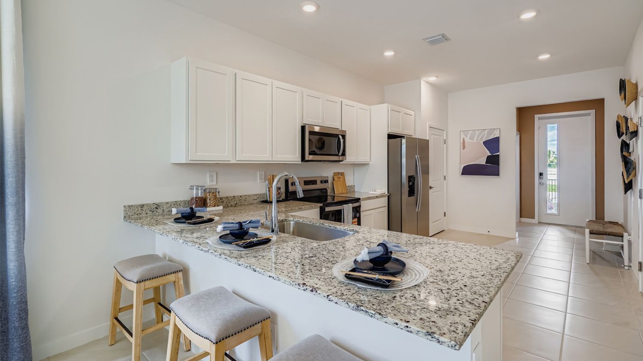 Baywood II - Crosscourt Kitchen