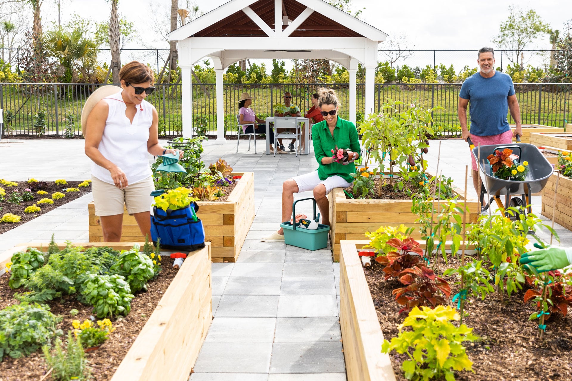 Valencia Parc at Riverland - Community Gardens
