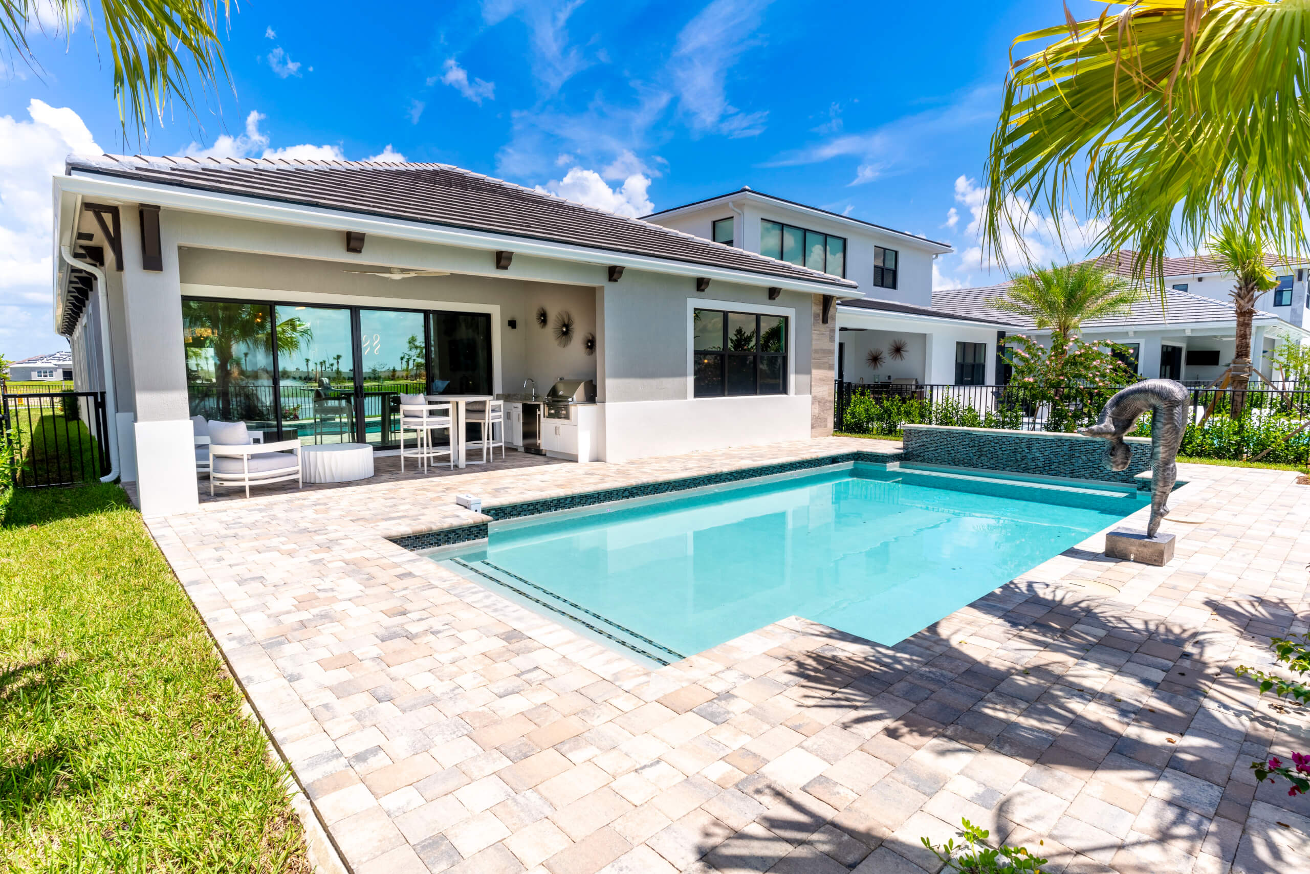 Redondo - Backyard Oasis