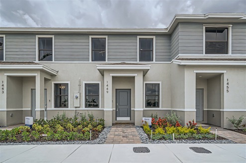 Harris - Exterior