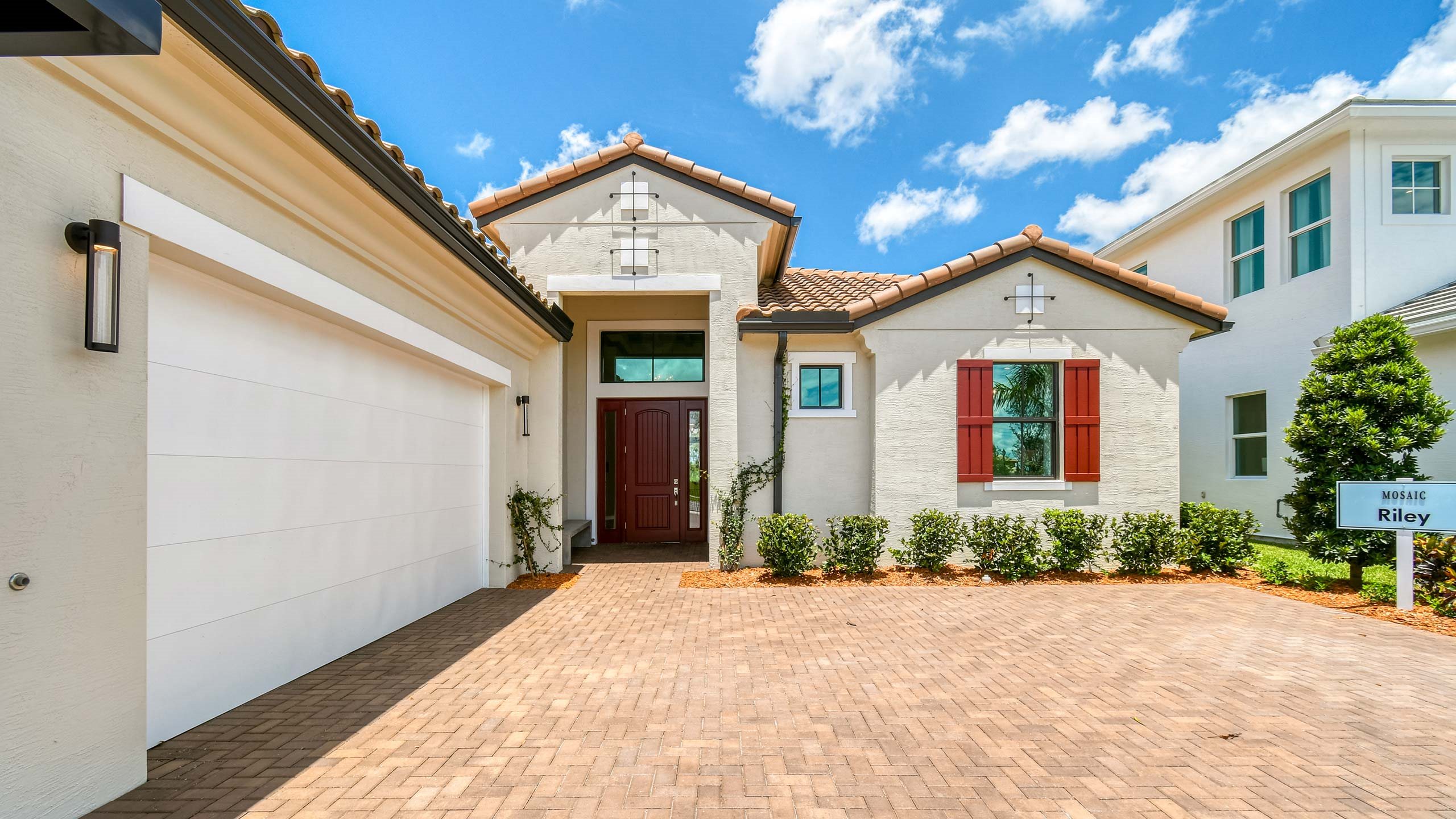 Riley - Front Elevation