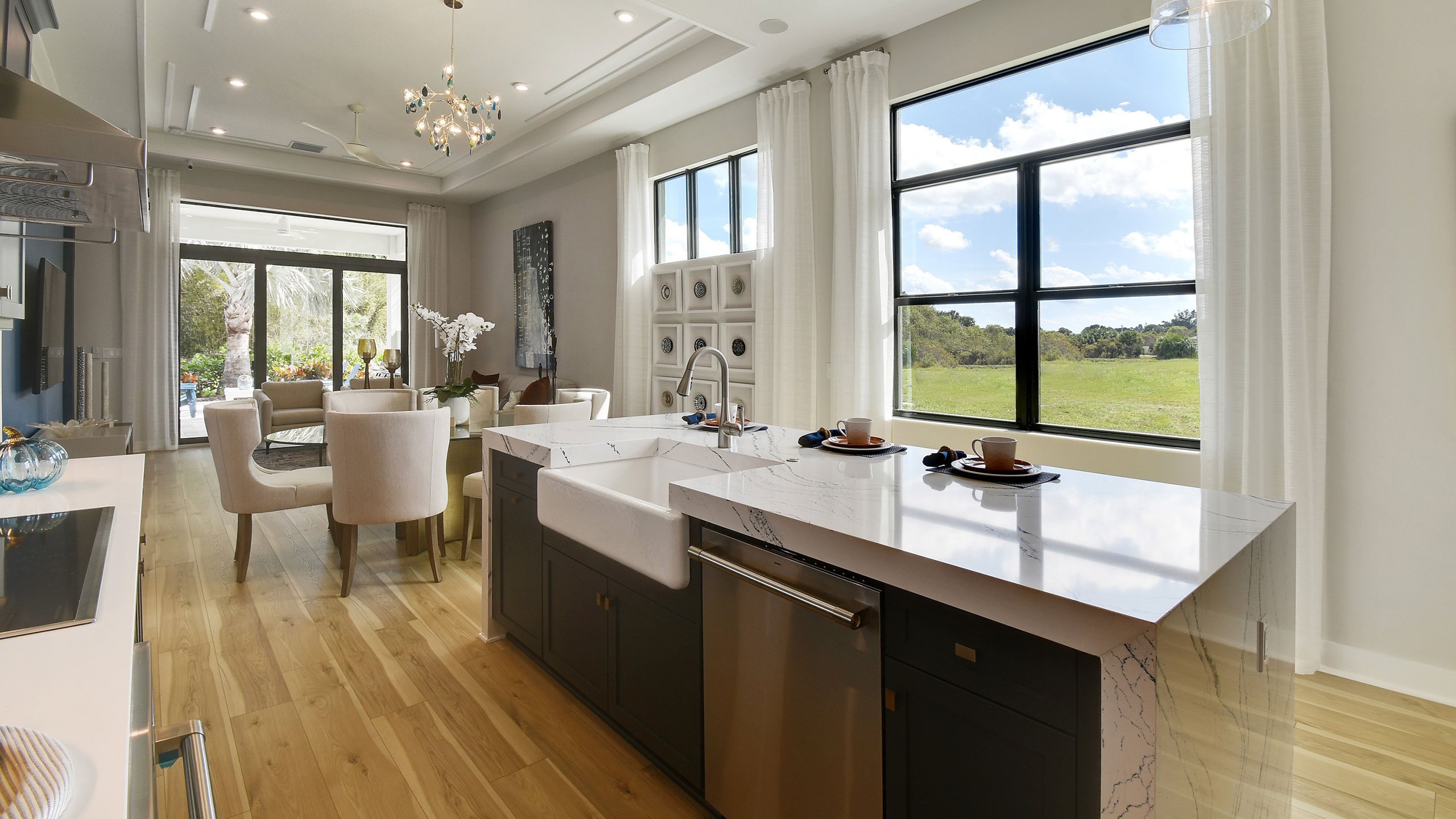 Caroline - Island Kitchen 2