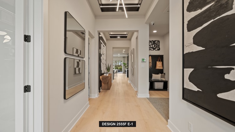 Glynlea Country Club 50' - Design 2555F Interior