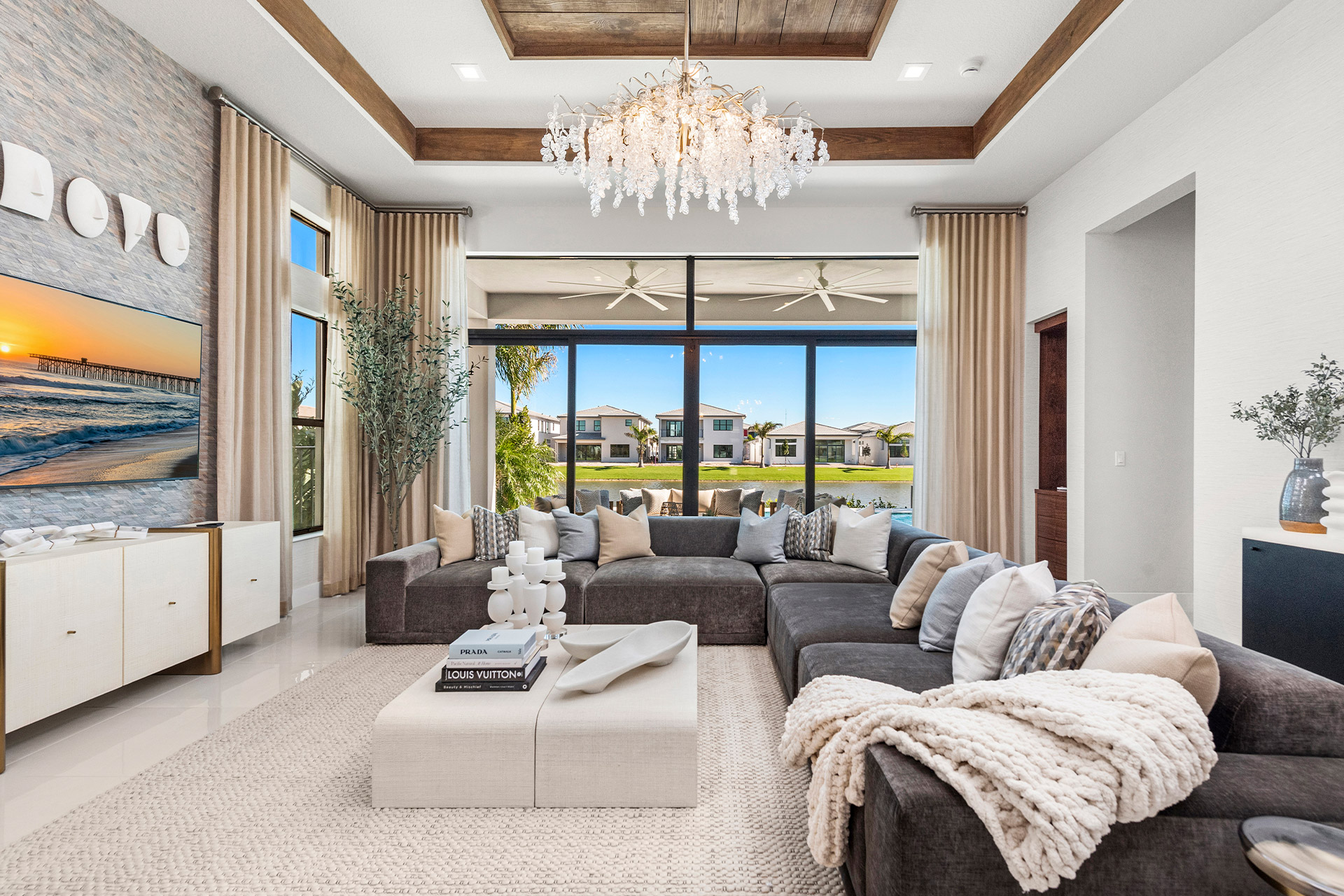 Bermuda - Great Room
