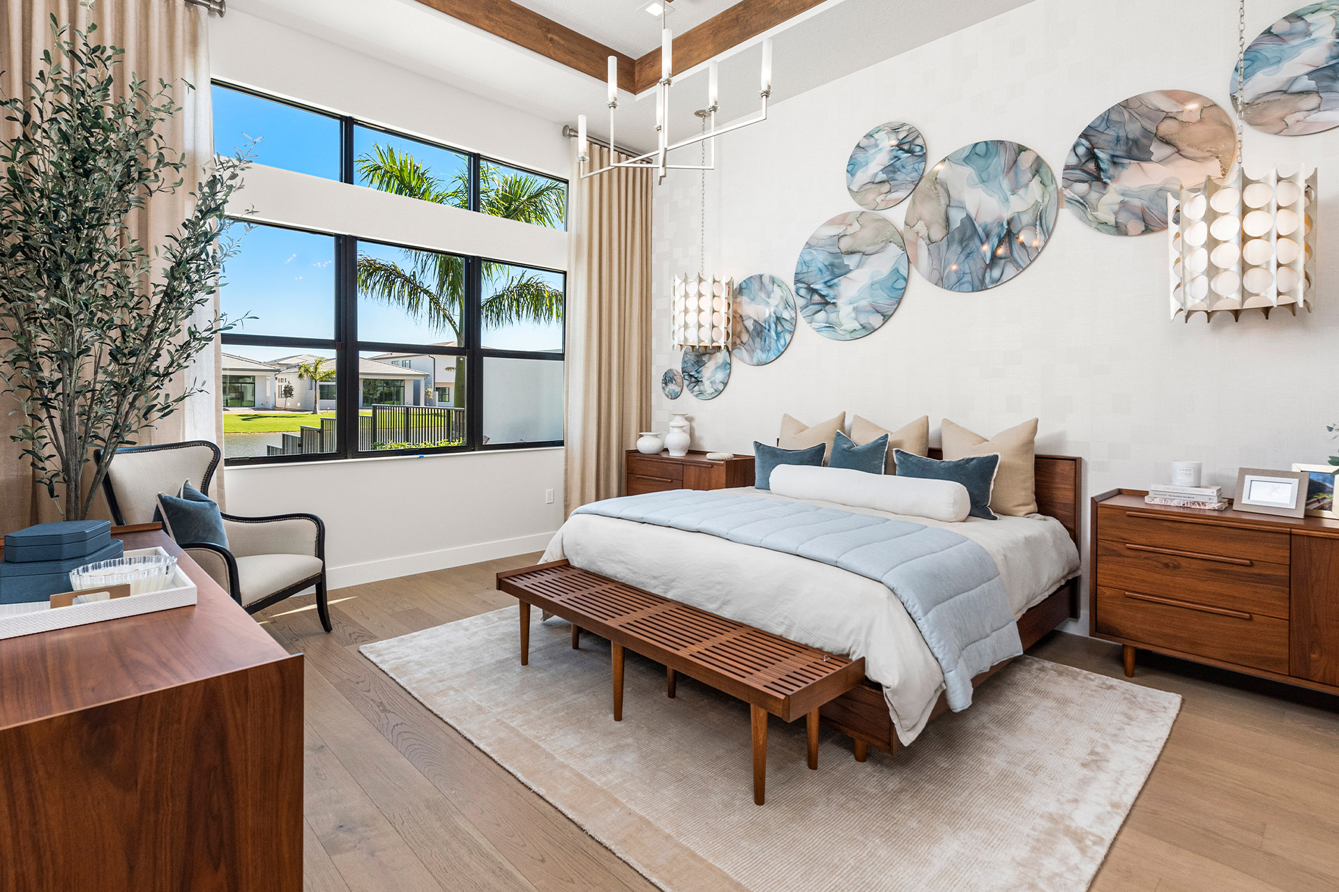 Bermuda - Primary Bedroom