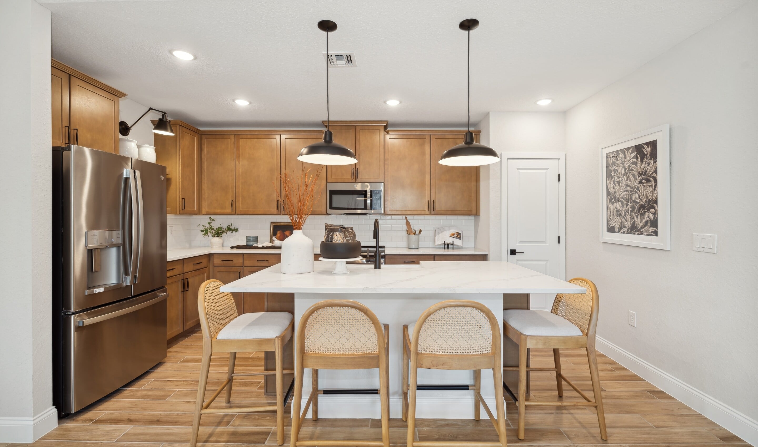 Passionflower II - Kitchen with Pendant Lighting