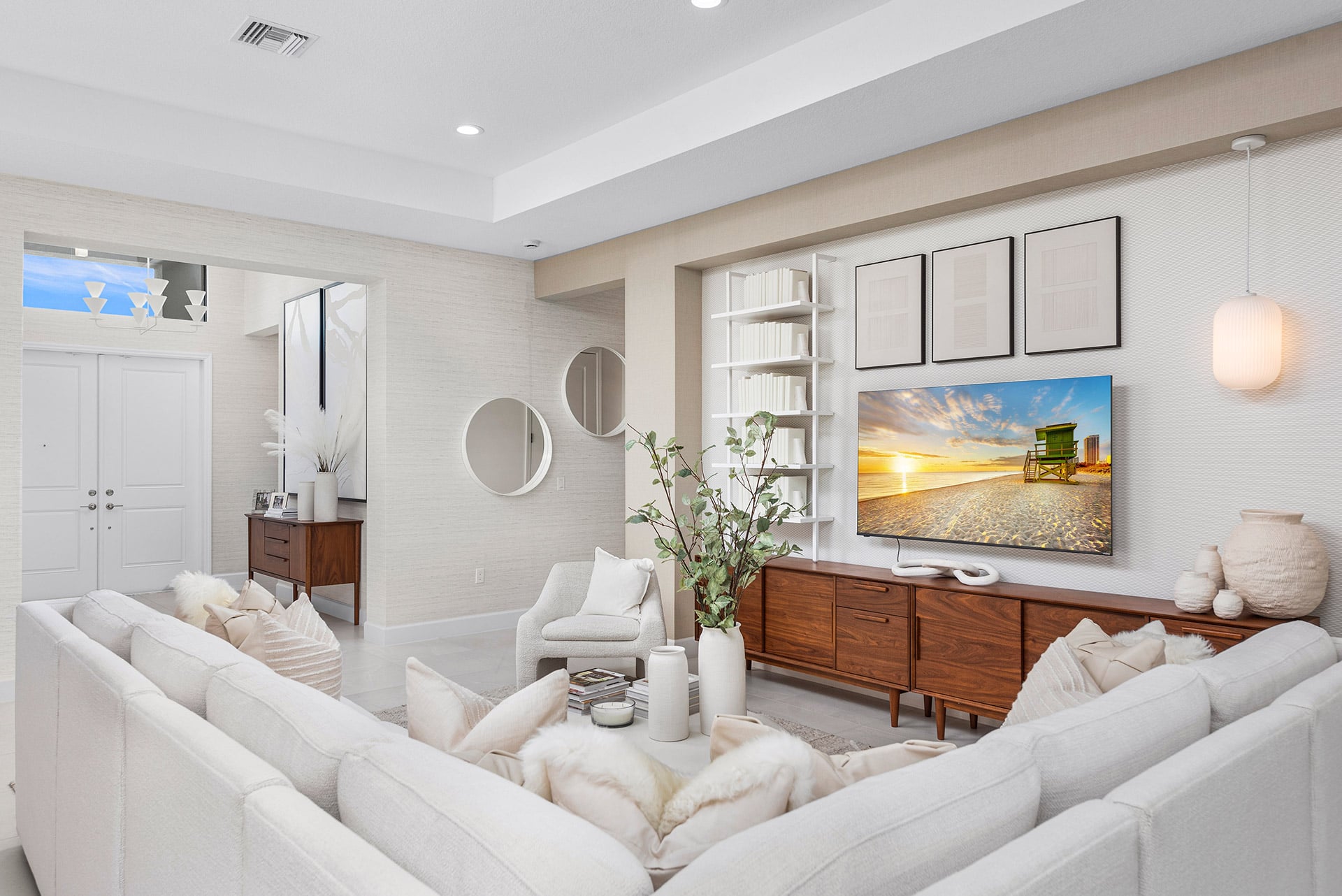 Carlyle - Family Room