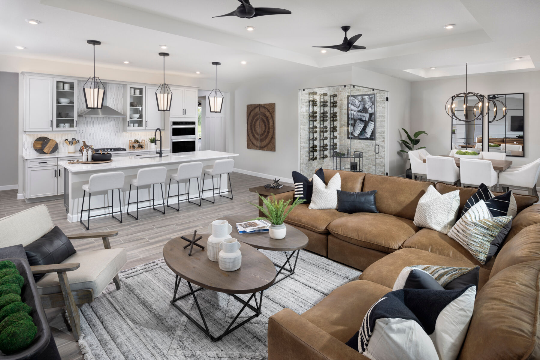 Dahlia - Great Room 2