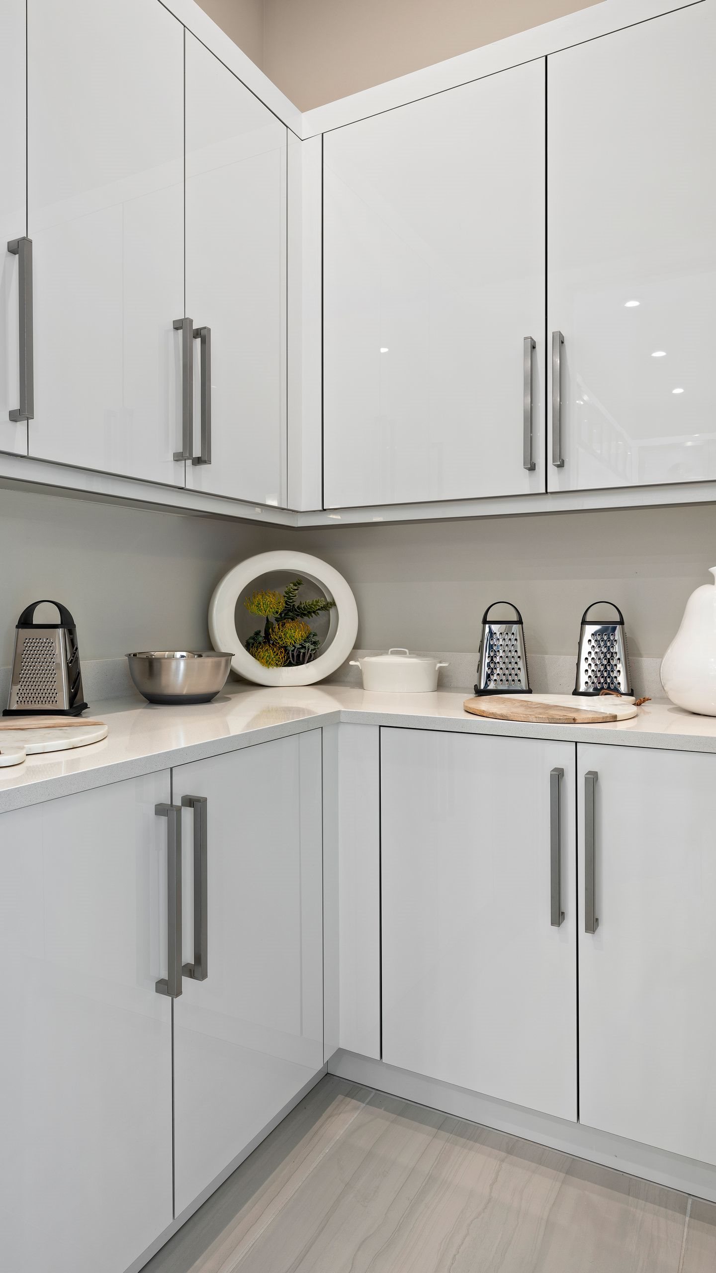 Madison - Pantry