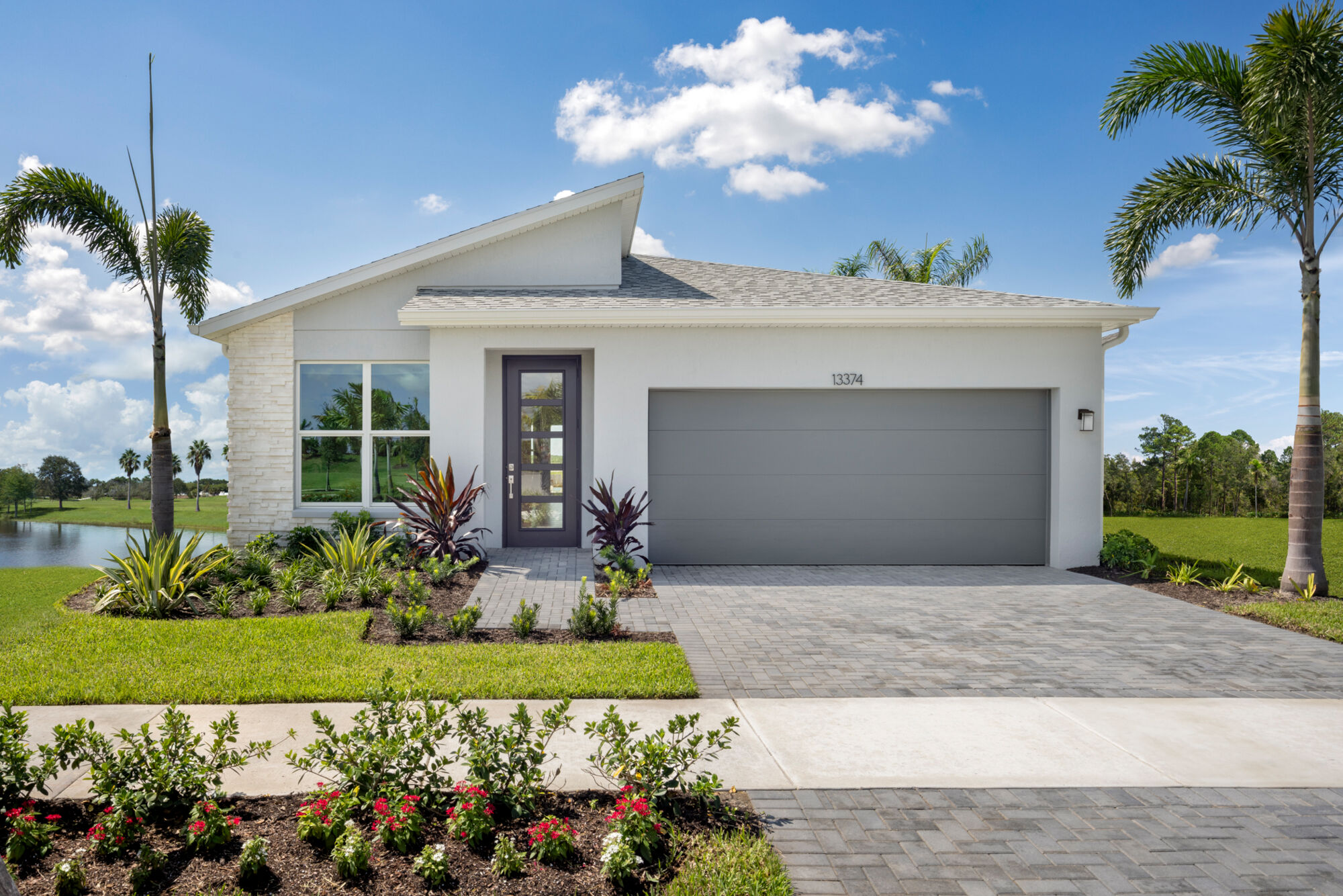 Briar - Model Exterior