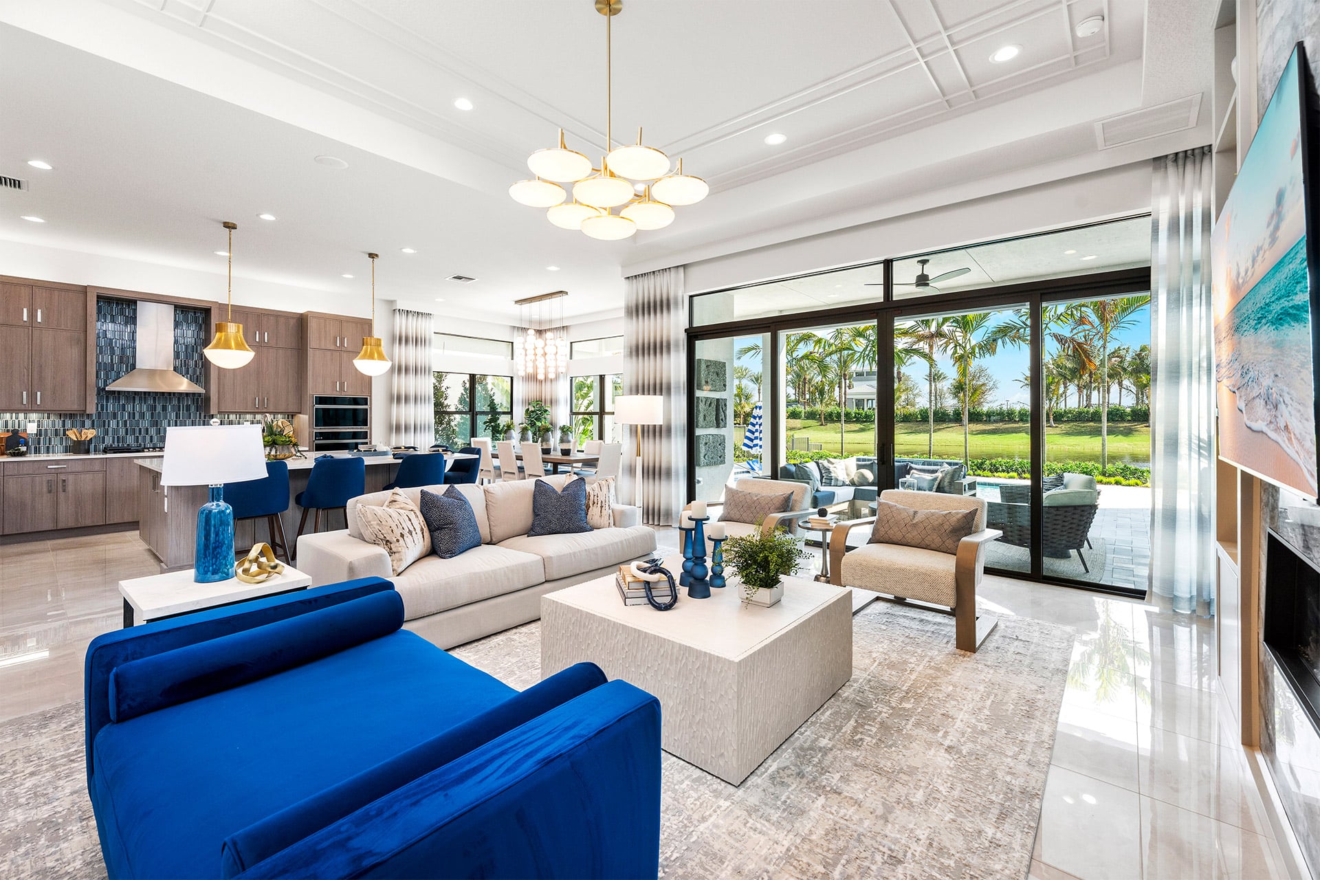 Caroline Grande - Great Room & Kitchen