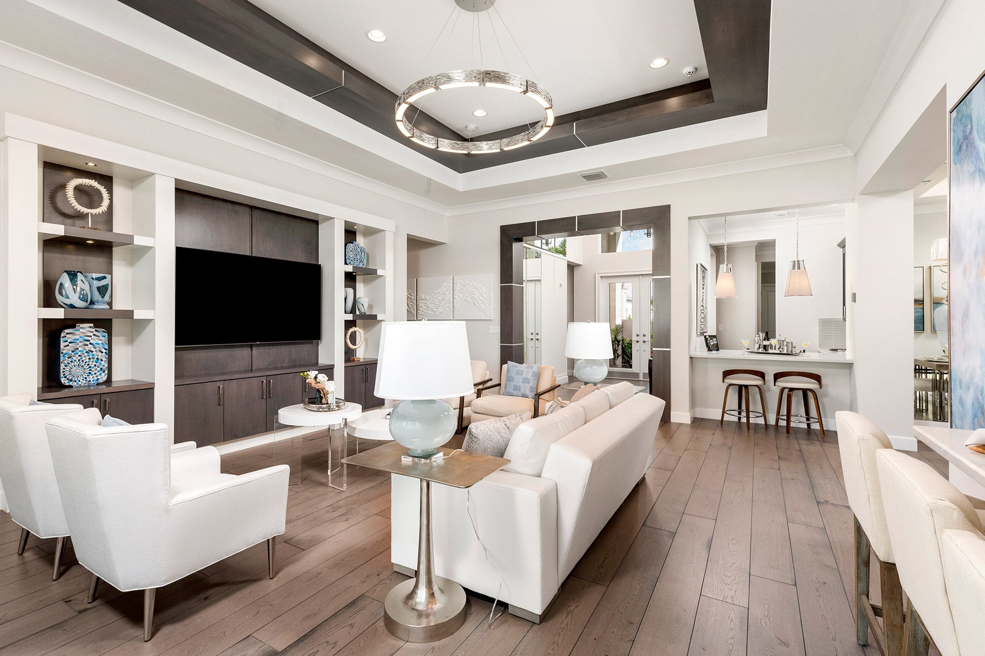 Carlyle - Great Room & Wet Bar