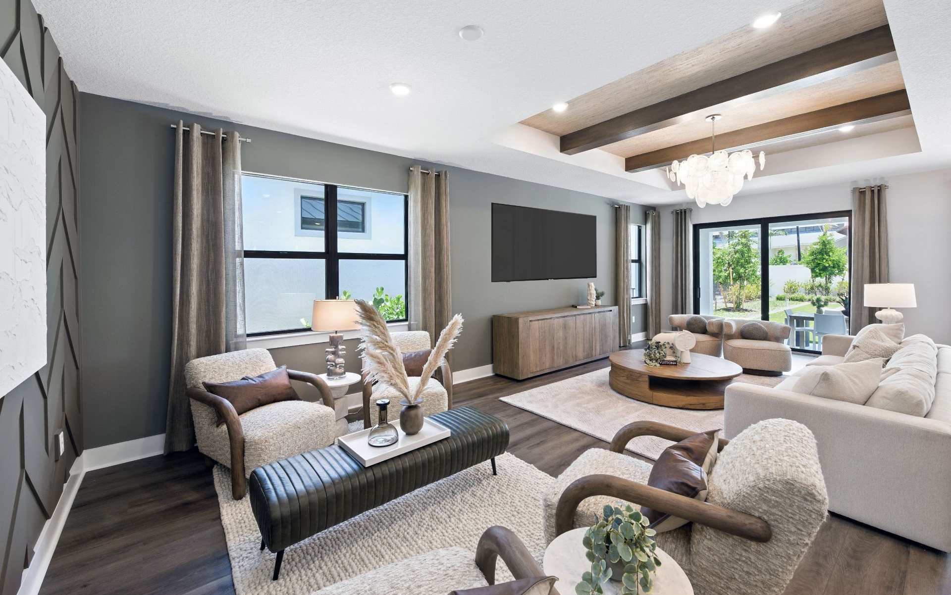 Coral - Interior