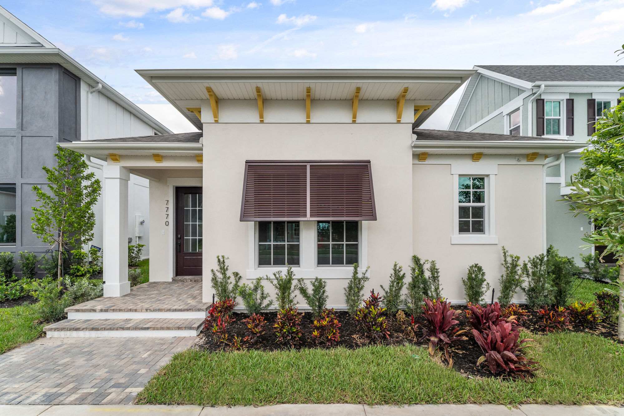 Monarch - Front Porch