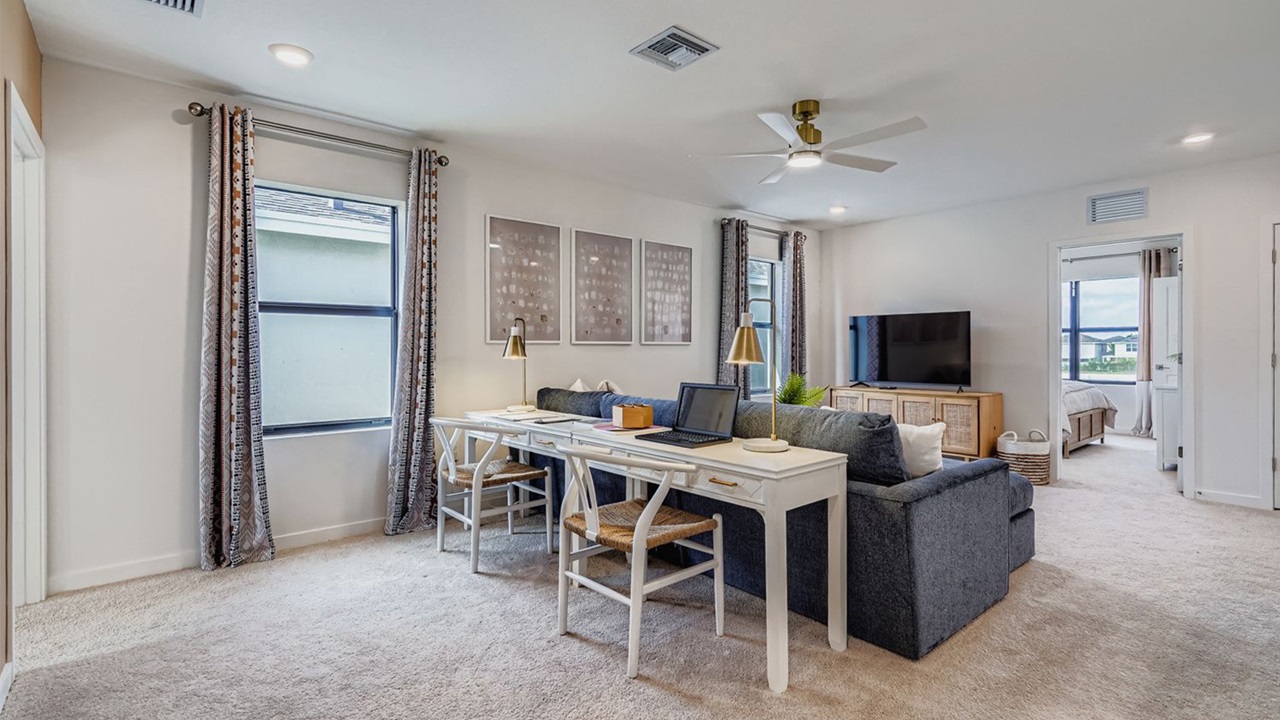 Crosscourt - Family Room