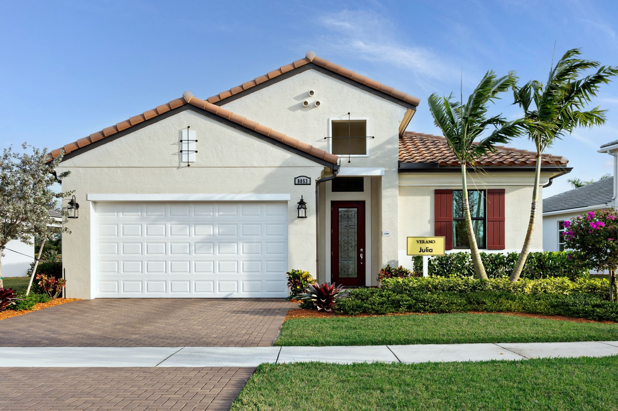 Julia - Front Elevation