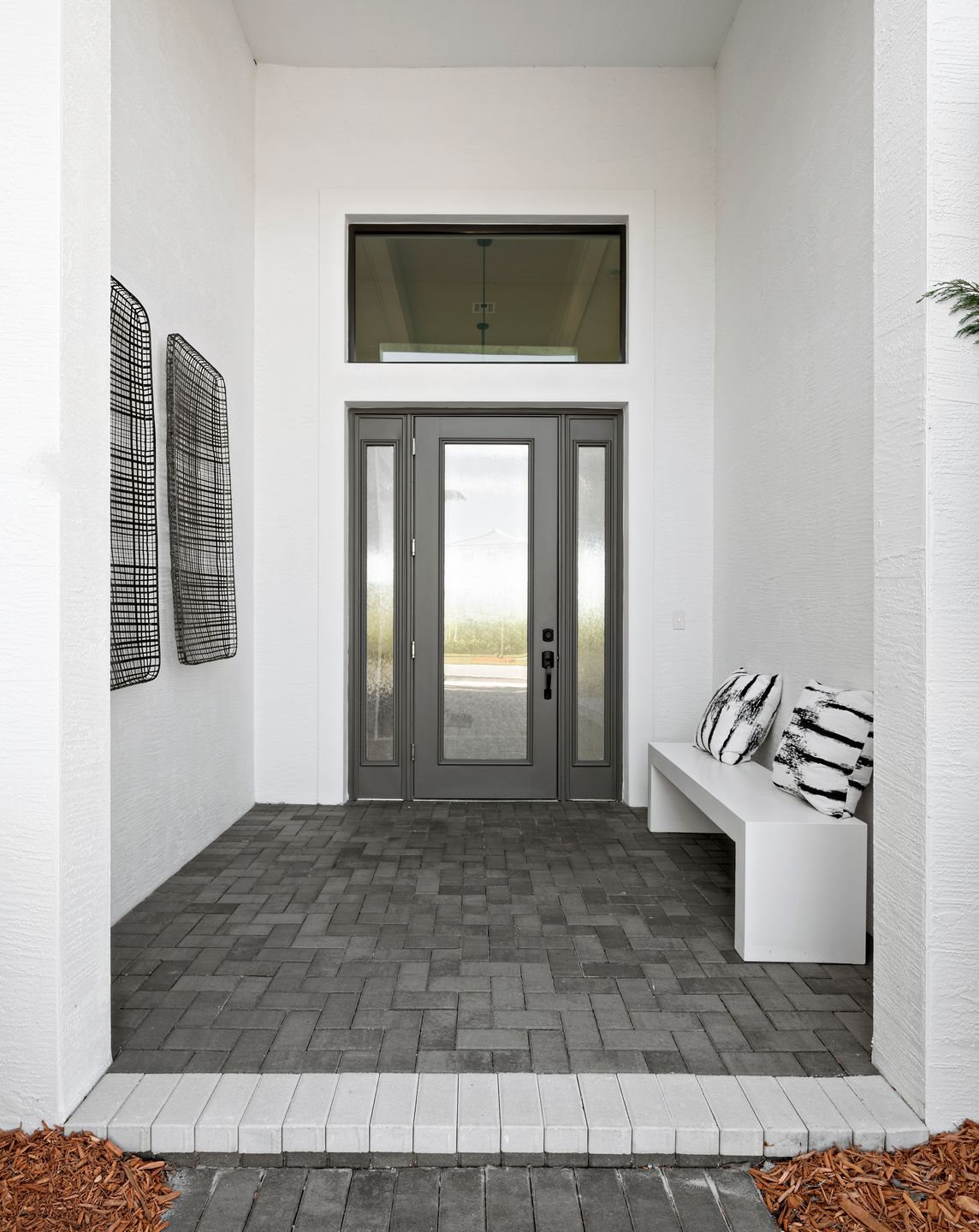 Riley - Front Entry