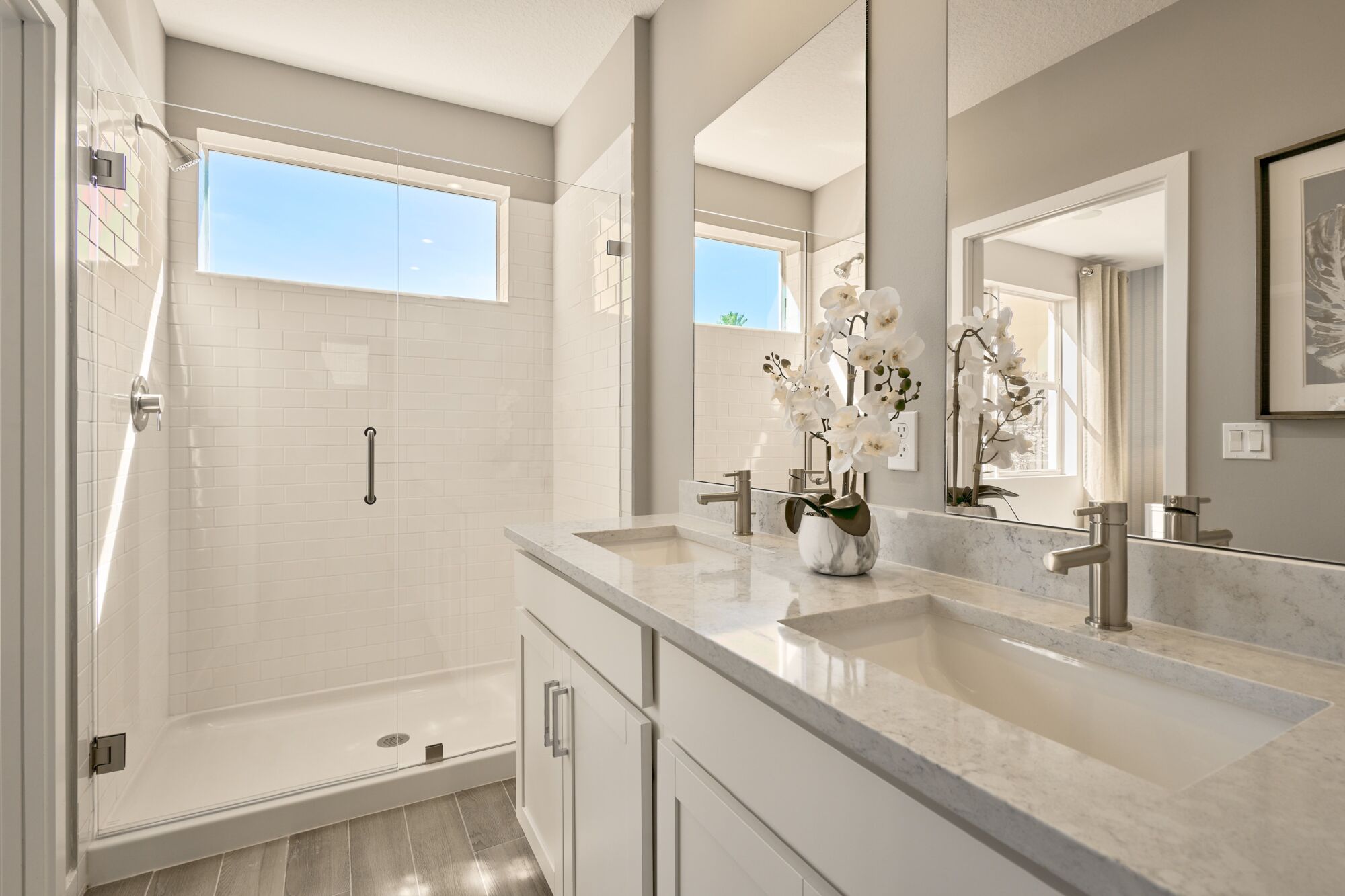Hawthorn - Owner's Bath