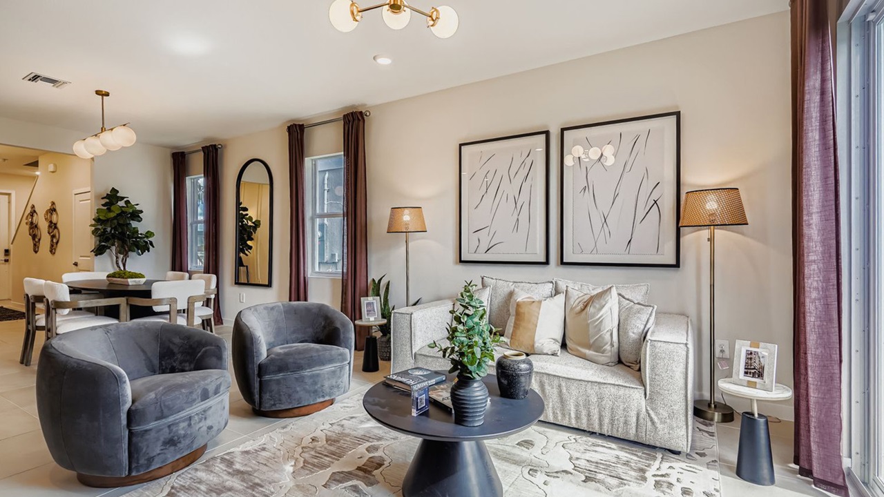Robie - Living Room