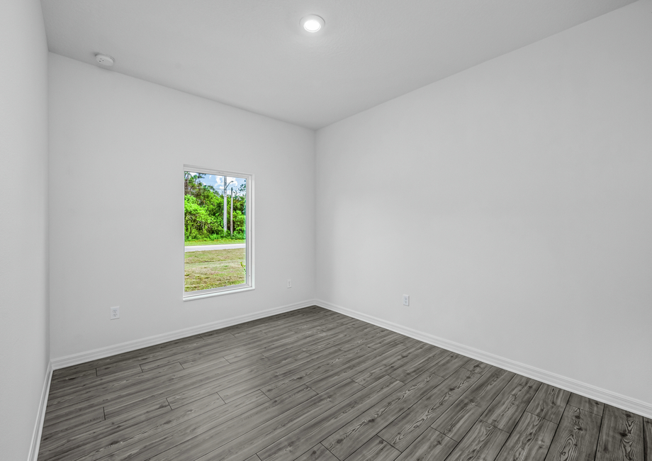 Braden - Flex Room