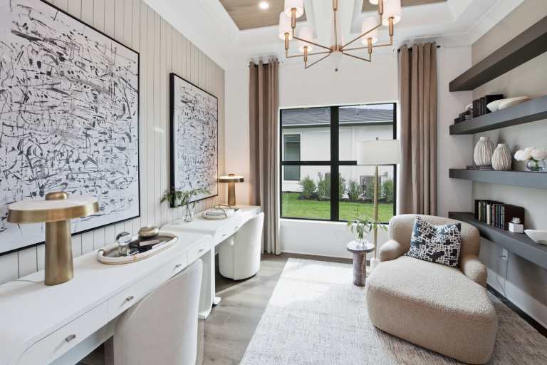 Layton - Interior