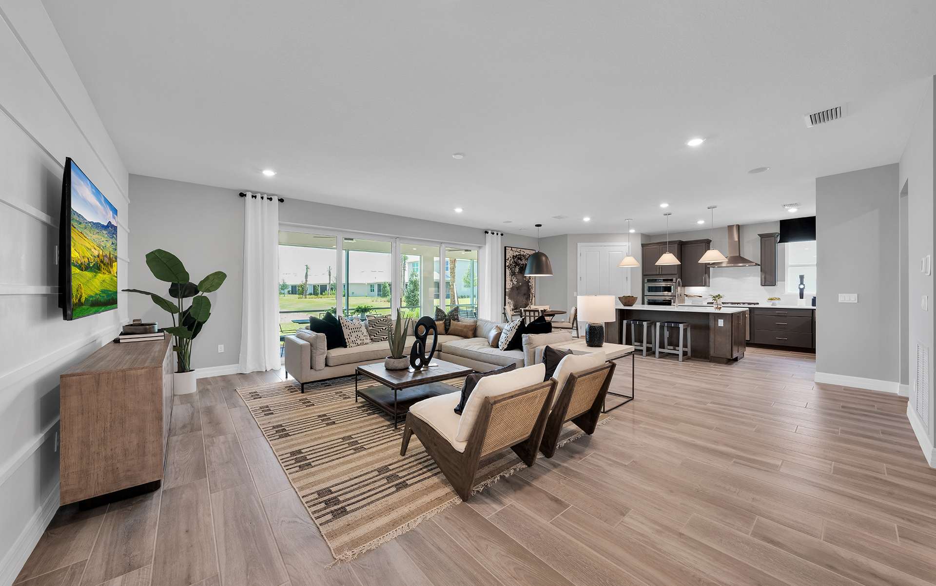 Easley - Interior 2