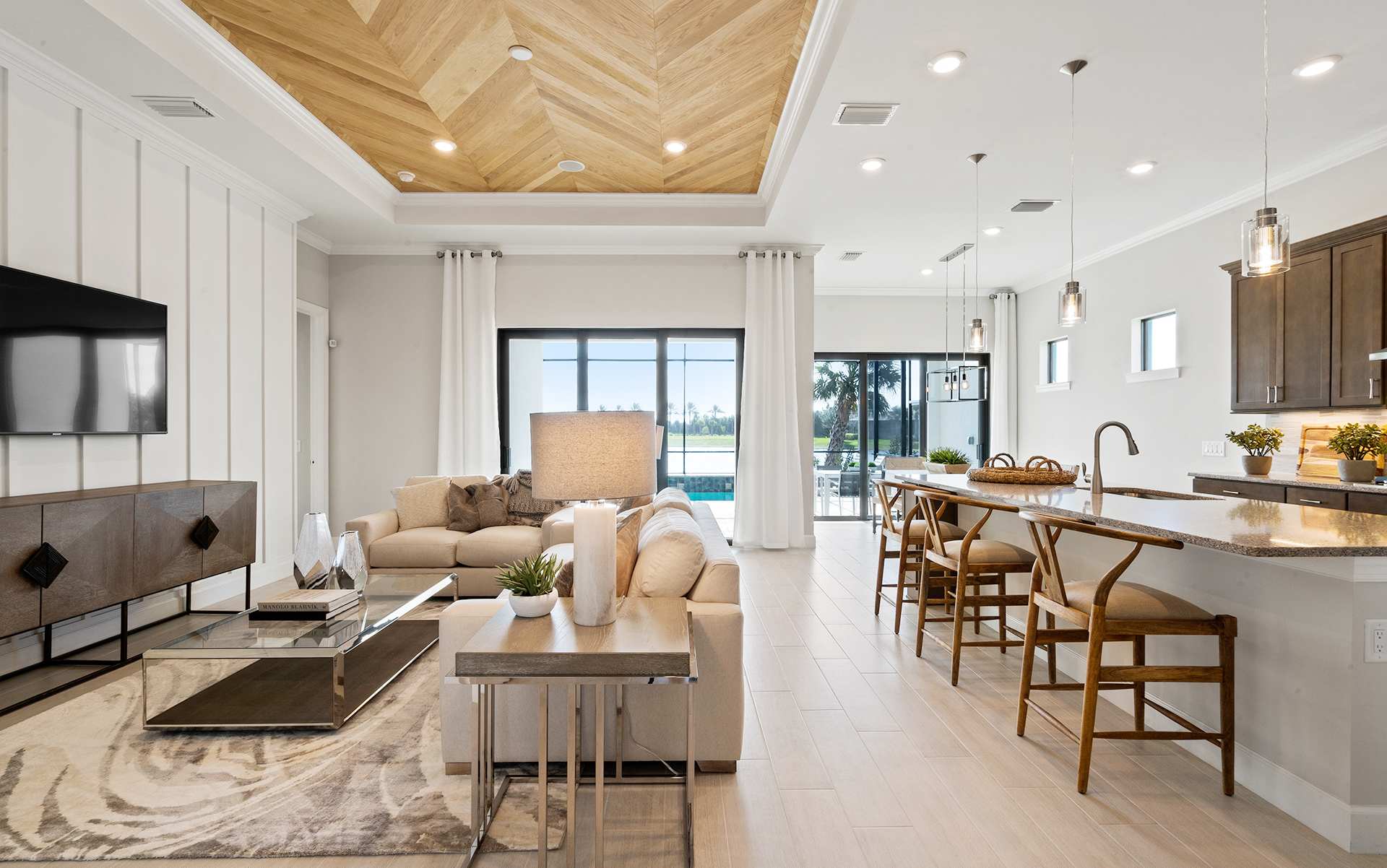 Prestige - Interior