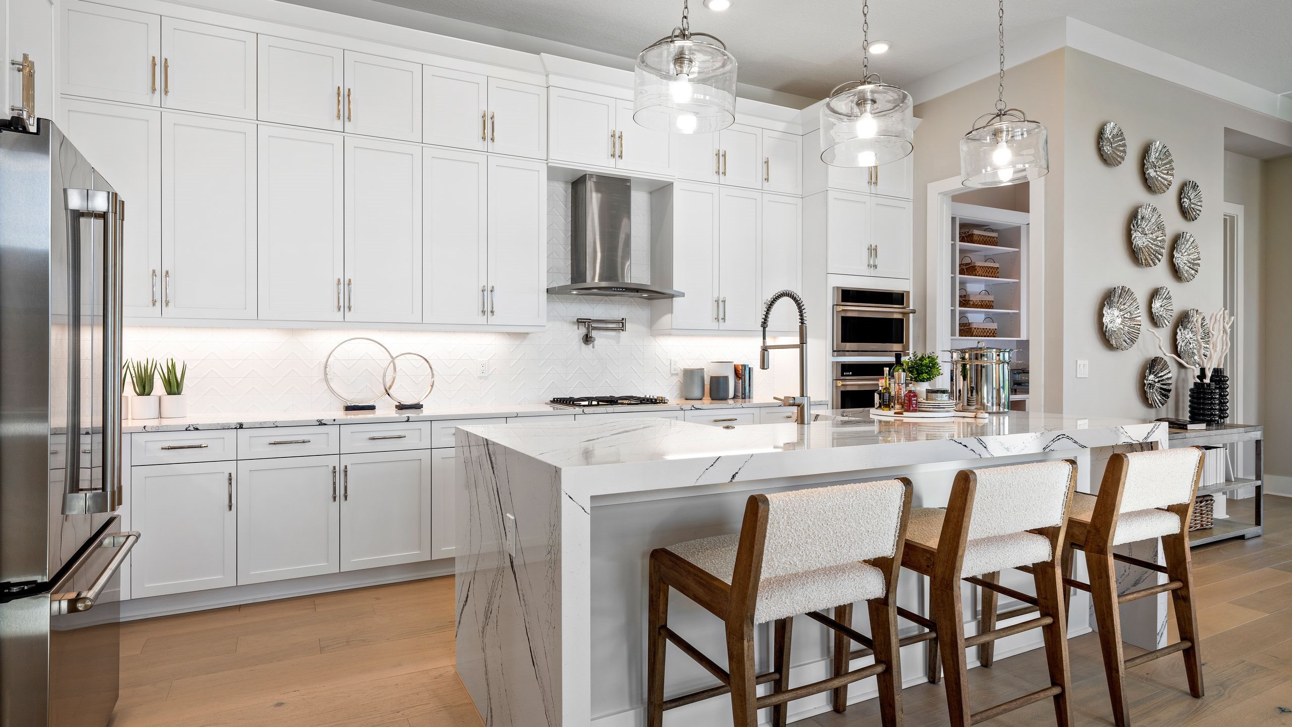 Madison - Island Kitchen