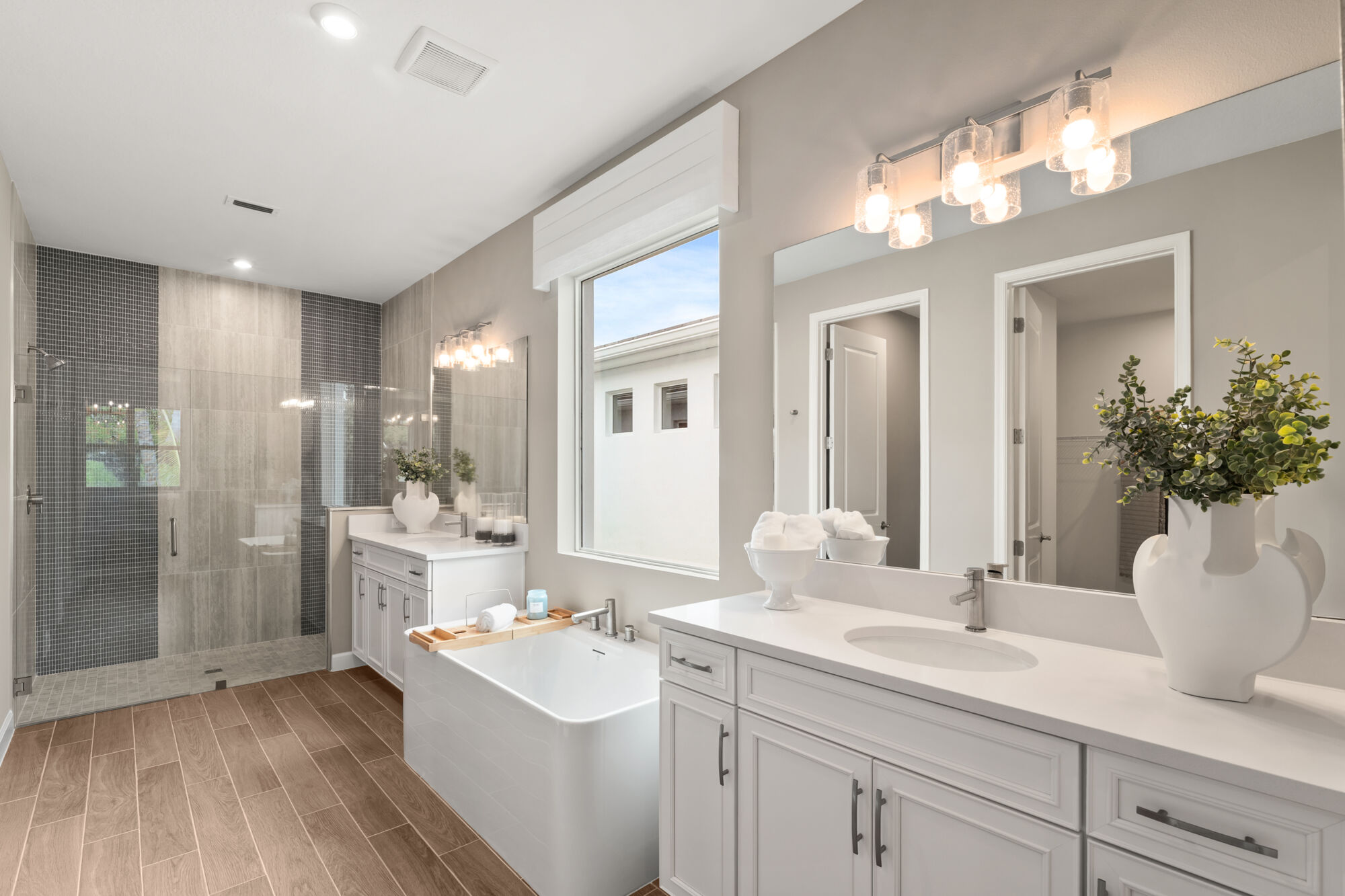 Clarion - Owner's Bath